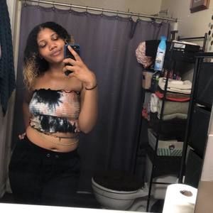 Meet your Posher, Savannah